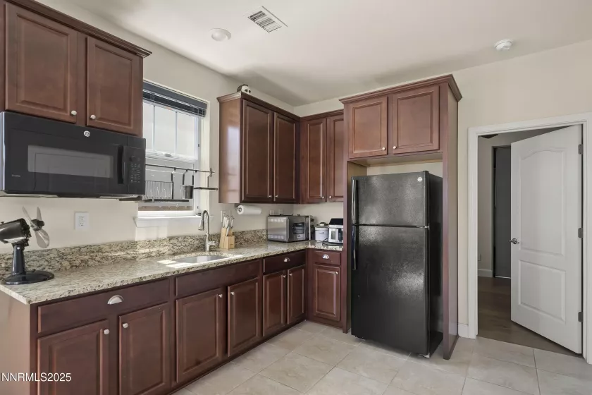 3375 Culpepper, Sparks, Nevada 89434, 4 Bedrooms Bedrooms, ,4 BathroomsBathrooms,Residential,Residential,Culpepper,250052233