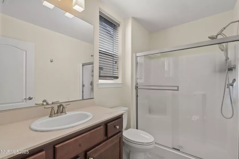 3375 Culpepper, Sparks, Nevada 89434, 4 Bedrooms Bedrooms, ,4 BathroomsBathrooms,Residential,Residential,Culpepper,250052233