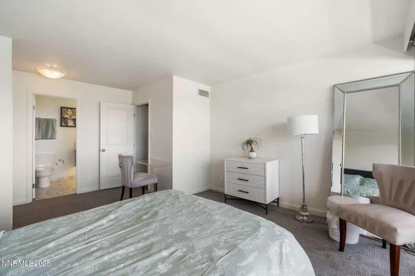 100 Arlington, Reno, Nevada 89501, 1 Bedroom Bedrooms, ,2 BathroomsBathrooms,Residential,Residential,Arlington,250052234