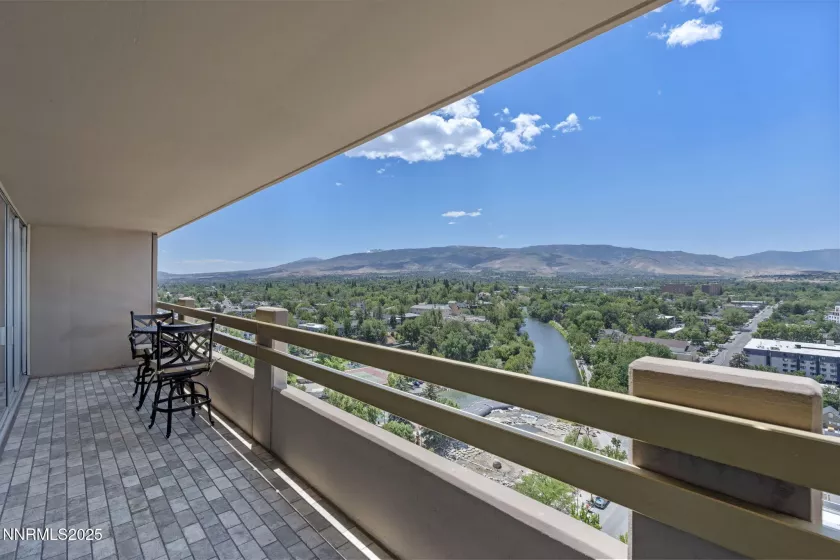 100 Arlington, Reno, Nevada 89501, 1 Bedroom Bedrooms, ,2 BathroomsBathrooms,Residential,Residential,Arlington,250052234