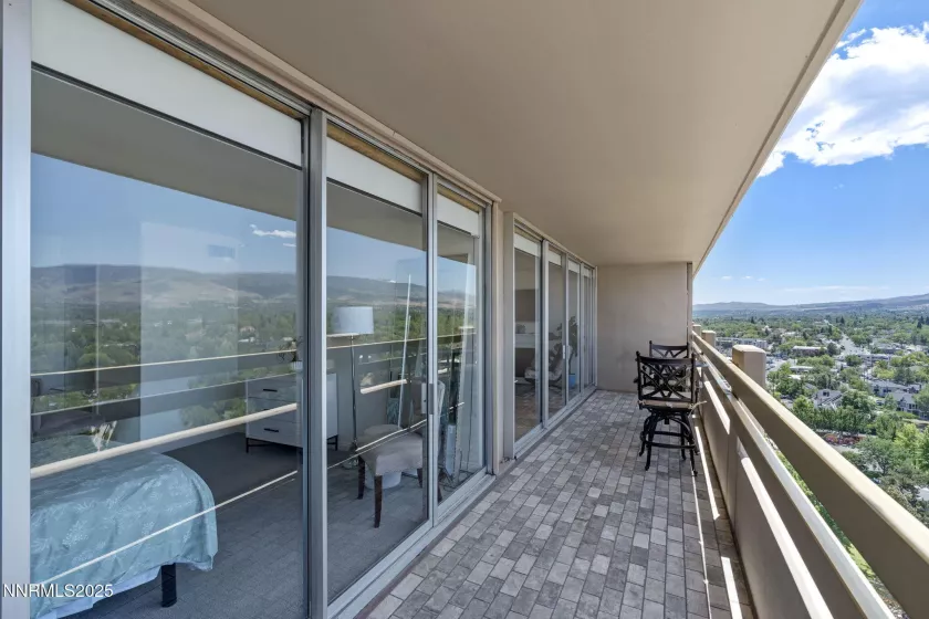 100 Arlington, Reno, Nevada 89501, 1 Bedroom Bedrooms, ,2 BathroomsBathrooms,Residential,Residential,Arlington,250052234