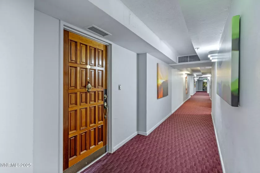100 Arlington, Reno, Nevada 89501, 1 Bedroom Bedrooms, ,2 BathroomsBathrooms,Residential,Residential,Arlington,250052234