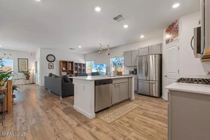 675 Mahogany, Fallon, Nevada 89406, 3 Bedrooms Bedrooms, ,2 BathroomsBathrooms,Residential,Residential,Mahogany,250052236