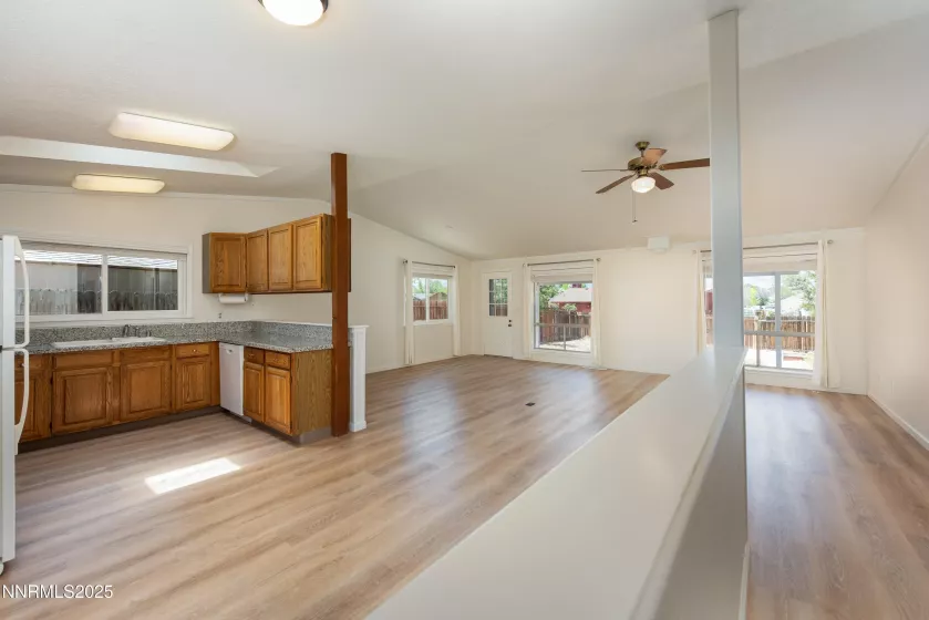 1400 Leonard, Gardnerville, Nevada 89460, 3 Bedrooms Bedrooms, ,2 BathroomsBathrooms,Residential,Residential,Leonard,250052241