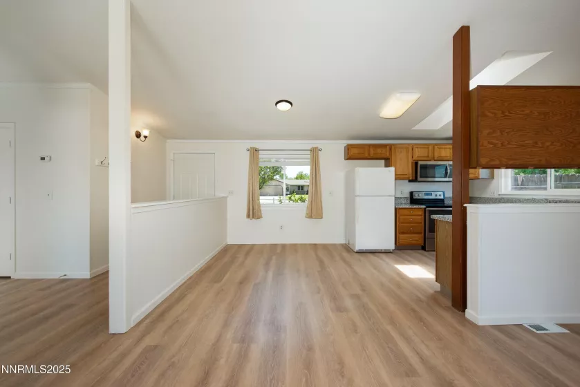 1400 Leonard, Gardnerville, Nevada 89460, 3 Bedrooms Bedrooms, ,2 BathroomsBathrooms,Residential,Residential,Leonard,250052241