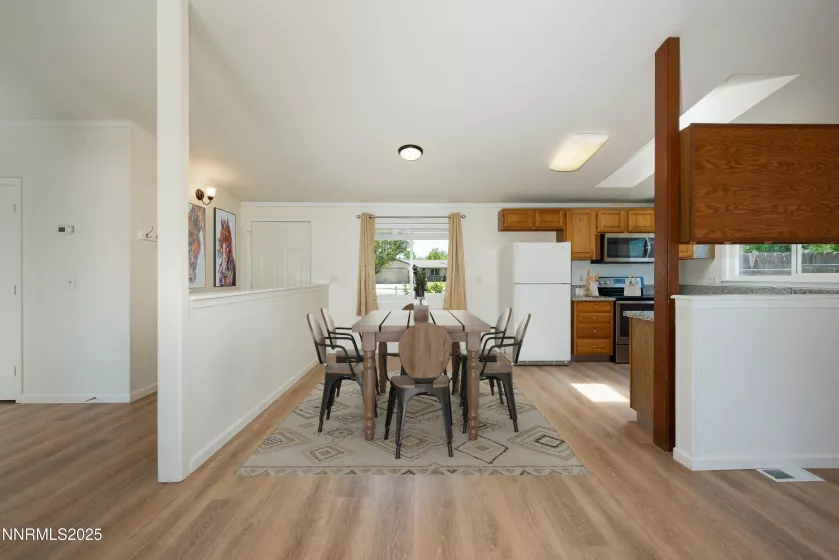 1400 Leonard, Gardnerville, Nevada 89460, 3 Bedrooms Bedrooms, ,2 BathroomsBathrooms,Residential,Residential,Leonard,250052241