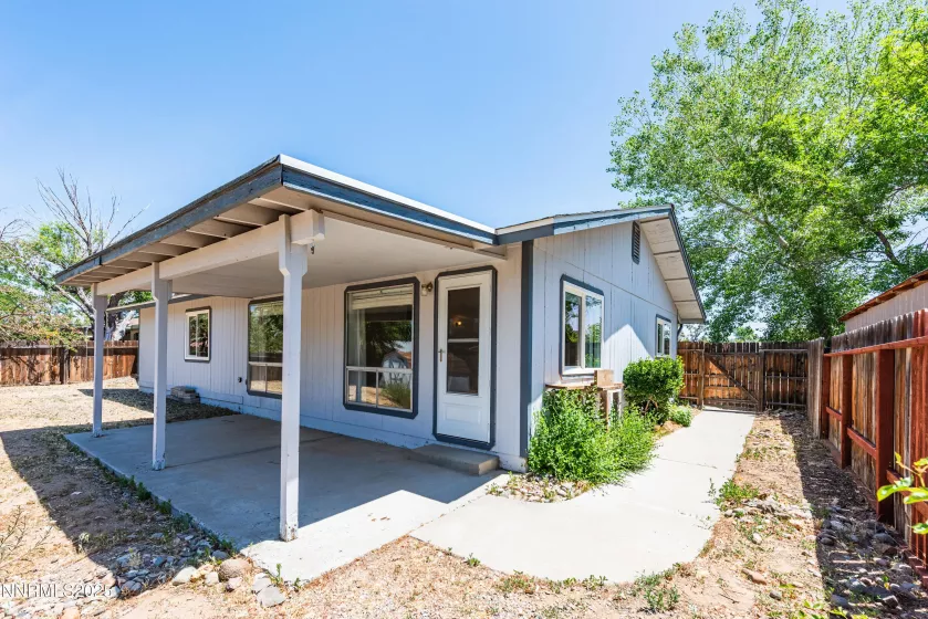 1400 Leonard, Gardnerville, Nevada 89460, 3 Bedrooms Bedrooms, ,2 BathroomsBathrooms,Residential,Residential,Leonard,250052241