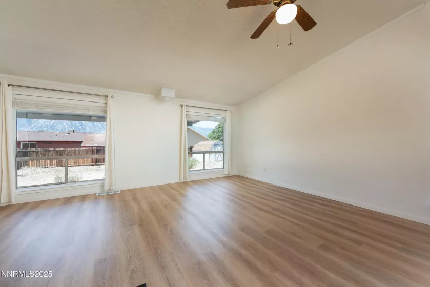 1400 Leonard, Gardnerville, Nevada 89460, 3 Bedrooms Bedrooms, ,2 BathroomsBathrooms,Residential,Residential,Leonard,250052241