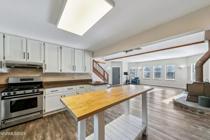 2681 Kayne, Minden, Nevada 89423, 4 Bedrooms Bedrooms, ,2 BathroomsBathrooms,Residential,Residential,Kayne,250052243