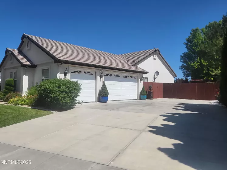 876 Mahogany, Minden, Nevada 89423, 3 Bedrooms Bedrooms, ,2 BathroomsBathrooms,Residential,Residential,Mahogany,250052246