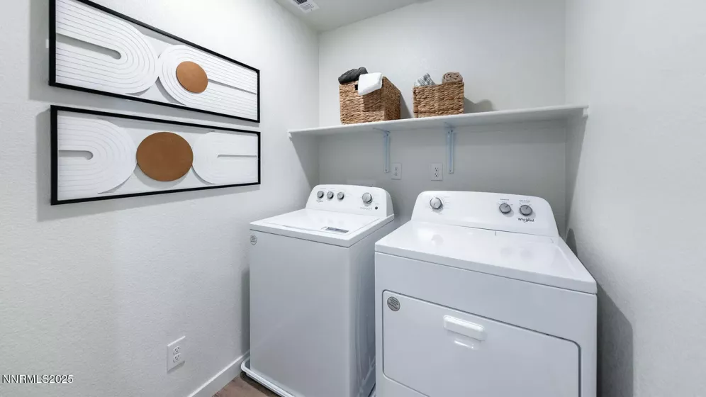 1755 Biotite, Sparks, Nevada 89436, 4 Bedrooms Bedrooms, ,3 BathroomsBathrooms,Residential,Residential,Biotite,250052247
