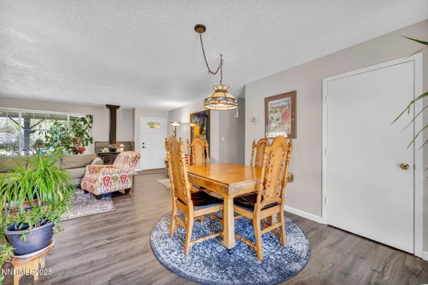 3830 Petrel, Reno, Nevada 89508, 3 Bedrooms Bedrooms, ,2 BathroomsBathrooms,Residential,Residential,Petrel,250052250