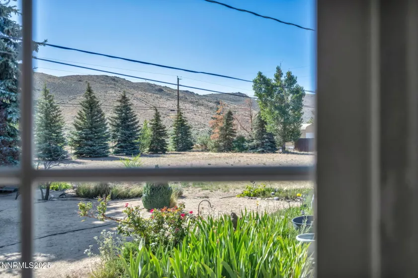 3830 Petrel, Reno, Nevada 89508, 3 Bedrooms Bedrooms, ,2 BathroomsBathrooms,Residential,Residential,Petrel,250052250