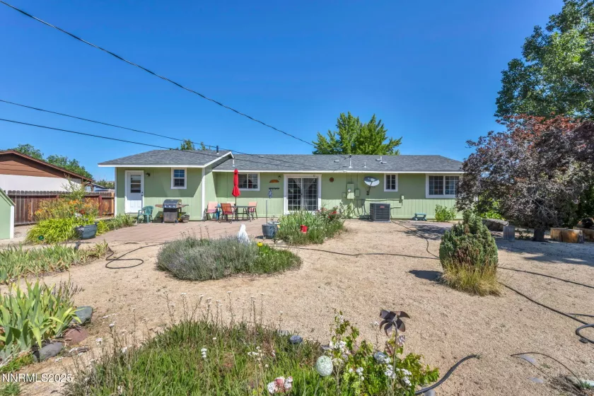 3830 Petrel, Reno, Nevada 89508, 3 Bedrooms Bedrooms, ,2 BathroomsBathrooms,Residential,Residential,Petrel,250052250