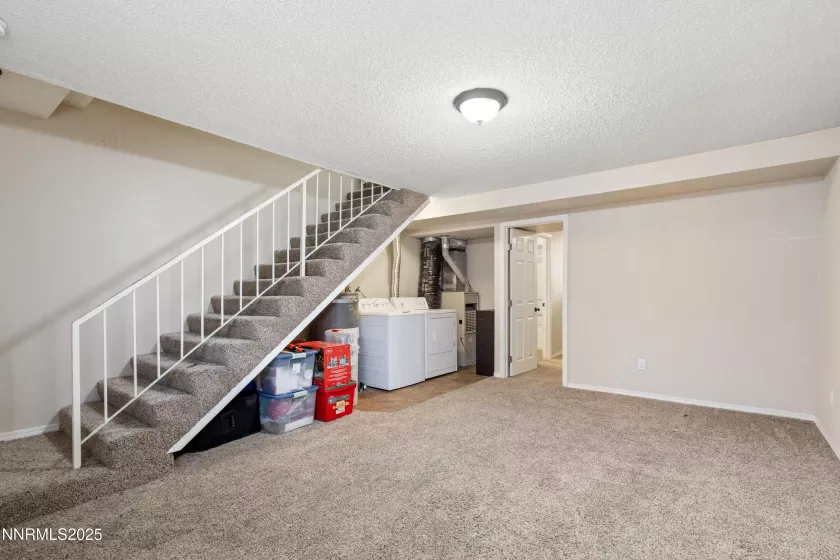 1414 9th, Reno, Nevada 89512, 2 Bedrooms Bedrooms, ,3 BathroomsBathrooms,Residential,Residential,9th,250052254