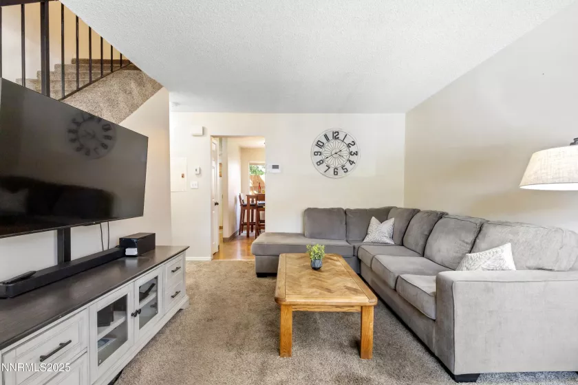 1414 9th, Reno, Nevada 89512, 2 Bedrooms Bedrooms, ,3 BathroomsBathrooms,Residential,Residential,9th,250052254