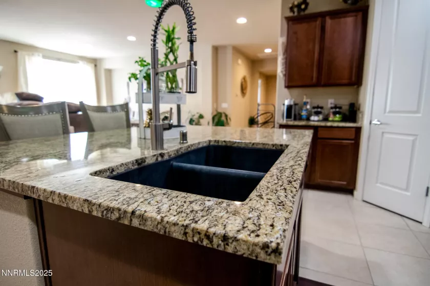 788 Sweet Briar, Sparks, Nevada 89436, 3 Bedrooms Bedrooms, ,3 BathroomsBathrooms,Residential,Residential,Sweet Briar,250052258
