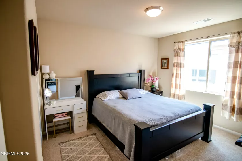 788 Sweet Briar, Sparks, Nevada 89436, 3 Bedrooms Bedrooms, ,3 BathroomsBathrooms,Residential,Residential,Sweet Briar,250052258