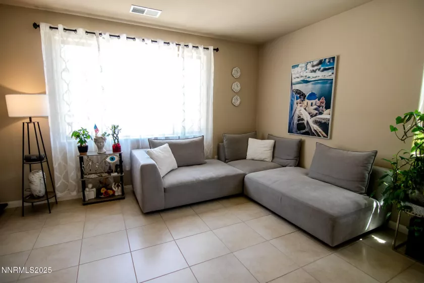 788 Sweet Briar, Sparks, Nevada 89436, 3 Bedrooms Bedrooms, ,3 BathroomsBathrooms,Residential,Residential,Sweet Briar,250052258