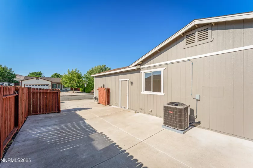 5824 Lightning, Sun Valley, Nevada 89433, 3 Bedrooms Bedrooms, ,2 BathroomsBathrooms,Residential,Residential,Lightning,250052260