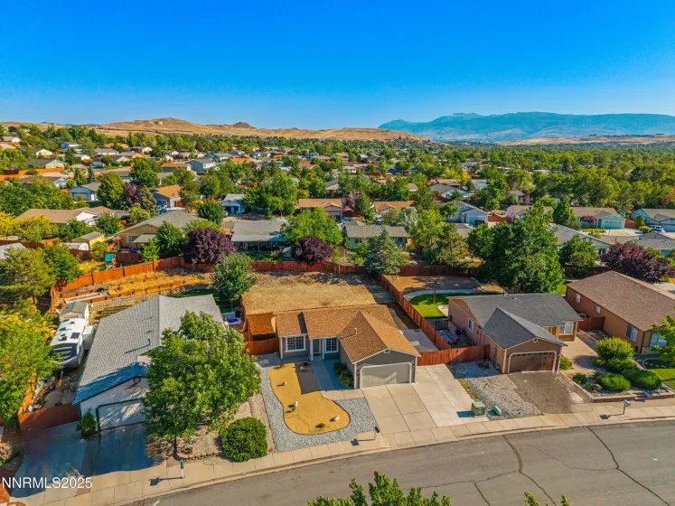 5824 Lightning, Sun Valley, Nevada 89433, 3 Bedrooms Bedrooms, ,2 BathroomsBathrooms,Residential,Residential,Lightning,250052260