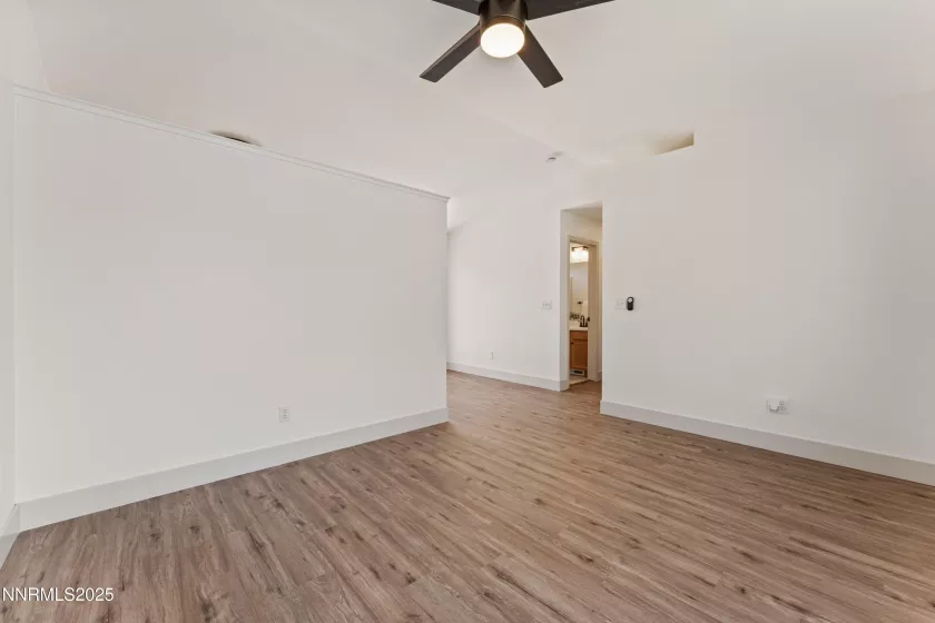 5824 Lightning, Sun Valley, Nevada 89433, 3 Bedrooms Bedrooms, ,2 BathroomsBathrooms,Residential,Residential,Lightning,250052260