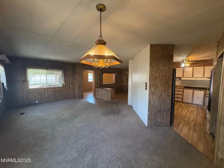 119962 Us Highway 395, Topaz, California 96133, 3 Bedrooms Bedrooms, ,2 BathroomsBathrooms,Residential,Residential,Us Highway 395,250052261