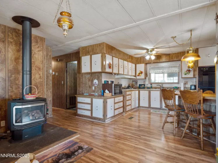 119962 Us Highway 395, Topaz, California 96133, 3 Bedrooms Bedrooms, ,2 BathroomsBathrooms,Residential,Residential,Us Highway 395,250052261