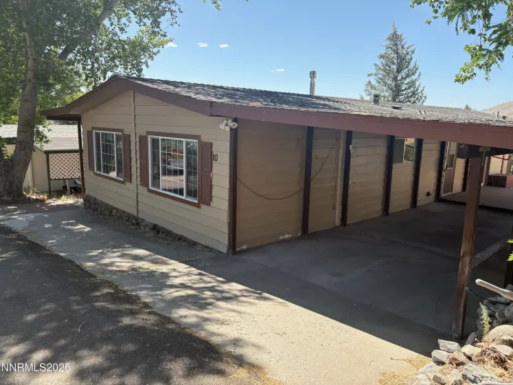 119962 Us Highway 395, Topaz, California 96133, 3 Bedrooms Bedrooms, ,2 BathroomsBathrooms,Residential,Residential,Us Highway 395,250052261