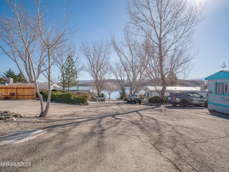 119962 Us Highway 395, Topaz, California 96133, 3 Bedrooms Bedrooms, ,2 BathroomsBathrooms,Residential,Residential,Us Highway 395,250052261