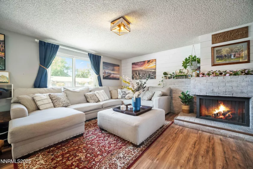 1165 Autumn Hills, Reno, Nevada 89511, 3 Bedrooms Bedrooms, ,3 BathroomsBathrooms,Residential,Residential,Autumn Hills,250052262