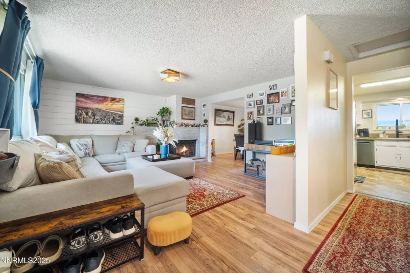 1165 Autumn Hills, Reno, Nevada 89511, 3 Bedrooms Bedrooms, ,3 BathroomsBathrooms,Residential,Residential,Autumn Hills,250052262