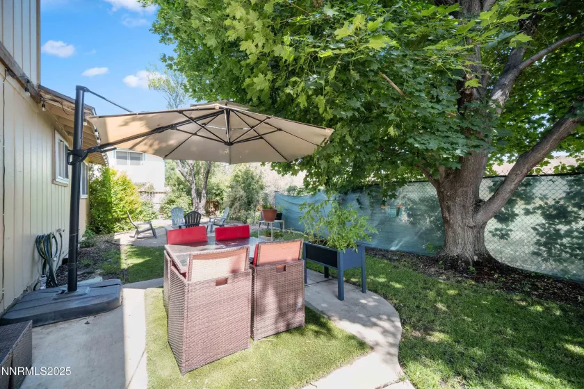 1165 Autumn Hills, Reno, Nevada 89511, 3 Bedrooms Bedrooms, ,3 BathroomsBathrooms,Residential,Residential,Autumn Hills,250052262