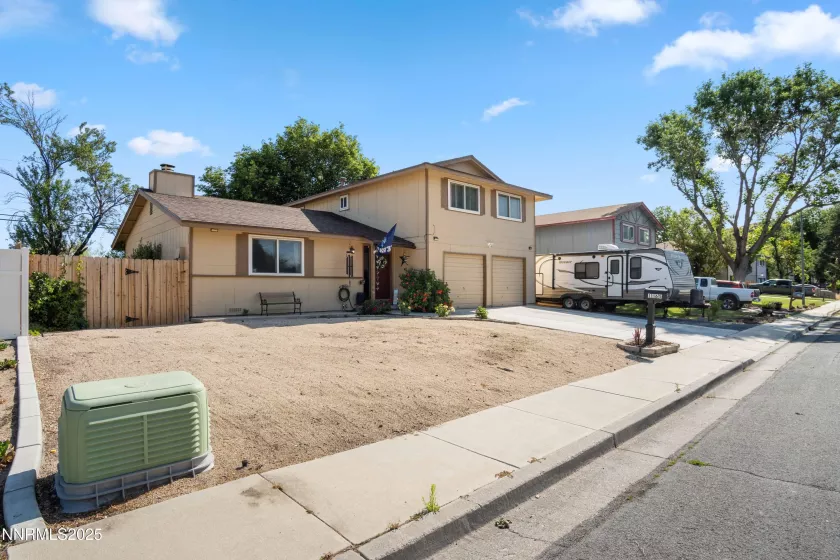 1165 Autumn Hills, Reno, Nevada 89511, 3 Bedrooms Bedrooms, ,3 BathroomsBathrooms,Residential,Residential,Autumn Hills,250052262