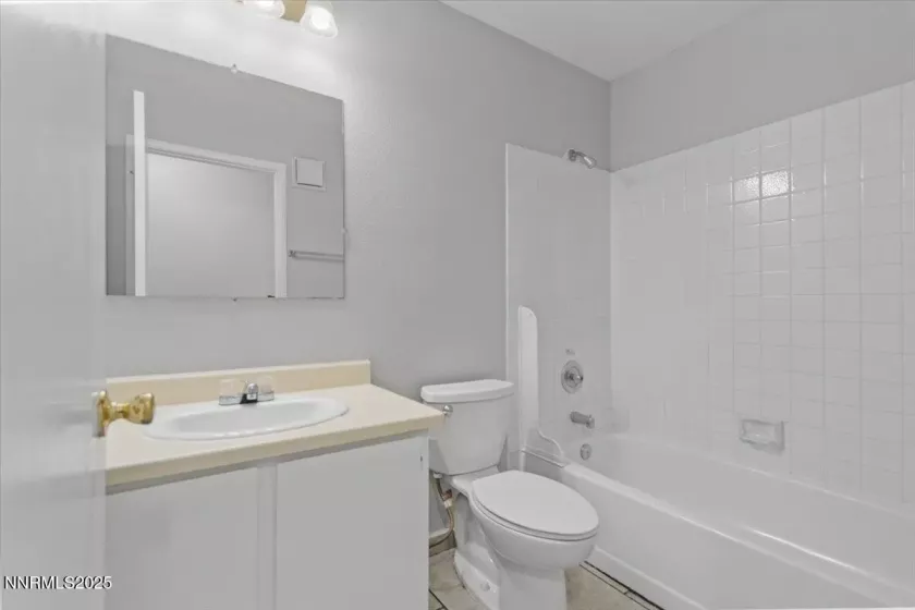 2090 Highview, Reno, Nevada 89512, 2 Bedrooms Bedrooms, ,2 BathroomsBathrooms,Residential,Residential,Highview,250052263