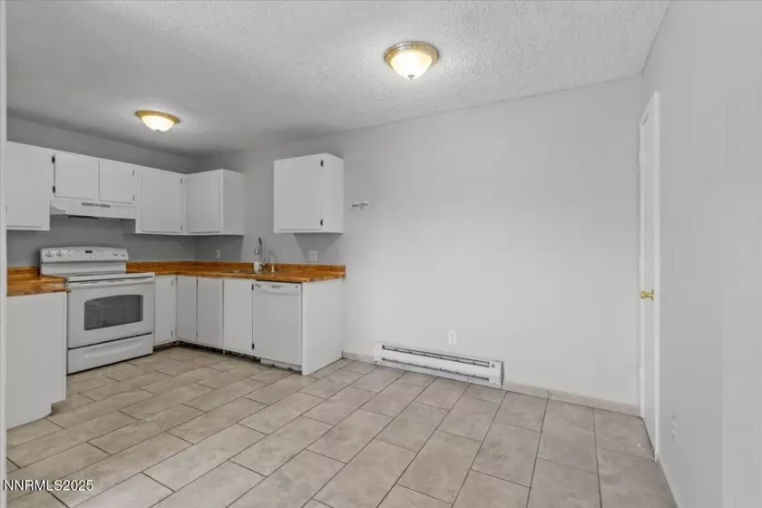 2090 Highview, Reno, Nevada 89512, 2 Bedrooms Bedrooms, ,2 BathroomsBathrooms,Residential,Residential,Highview,250052263