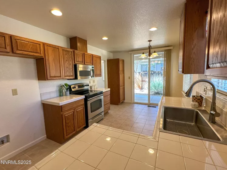 2350 Glen Eagles, Reno, Nevada 89523, 4 Bedrooms Bedrooms, ,3 BathroomsBathrooms,Residential,Residential,Glen Eagles,250052266