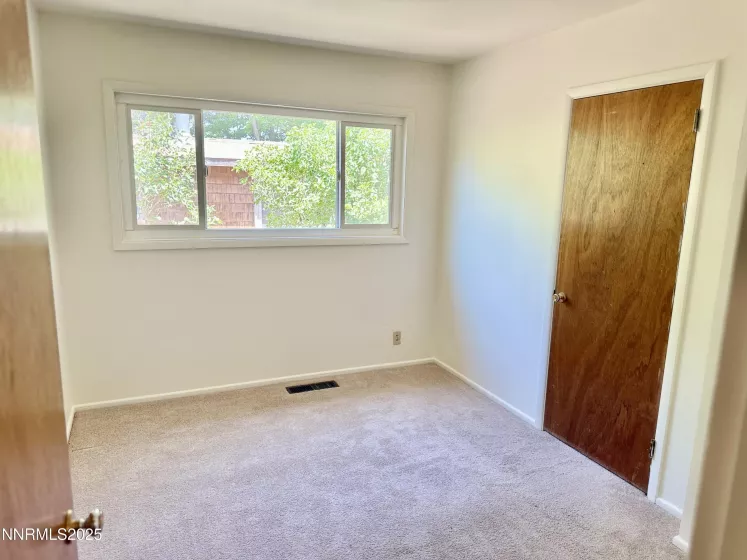 1685 Elmhurst, Lovelock, Nevada 89419, 3 Bedrooms Bedrooms, ,1 BathroomBathrooms,Residential,Residential,Elmhurst,250052267