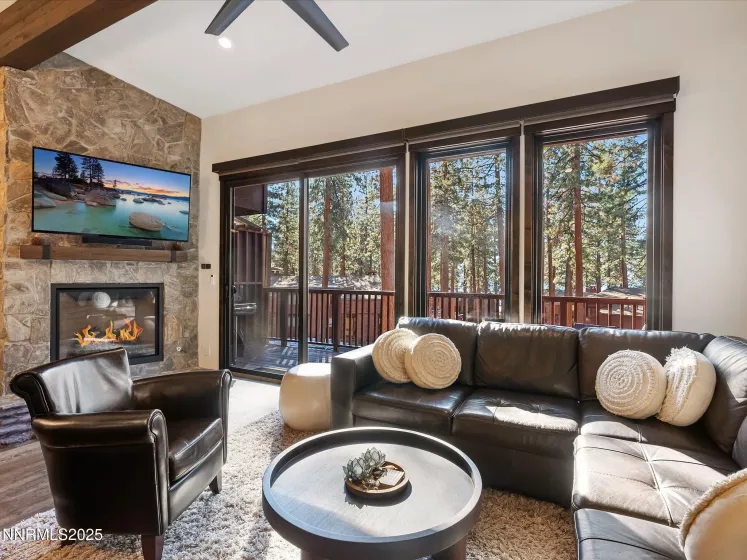 600 US-50, Zephyr Cove, Nevada 89448, 3 Bedrooms Bedrooms, ,3 BathroomsBathrooms,Residential,Residential,US-50,250052268