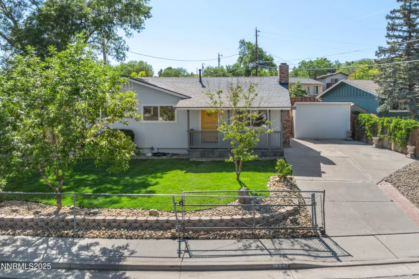 1355 Rayburn, Reno, Nevada 89503, 3 Bedrooms Bedrooms, ,2 BathroomsBathrooms,Residential,Residential,Rayburn,250052274