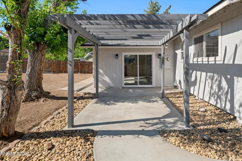 1355 Rayburn, Reno, Nevada 89503, 3 Bedrooms Bedrooms, ,2 BathroomsBathrooms,Residential,Residential,Rayburn,250052274