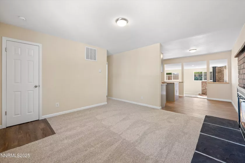 1355 Rayburn, Reno, Nevada 89503, 3 Bedrooms Bedrooms, ,2 BathroomsBathrooms,Residential,Residential,Rayburn,250052274