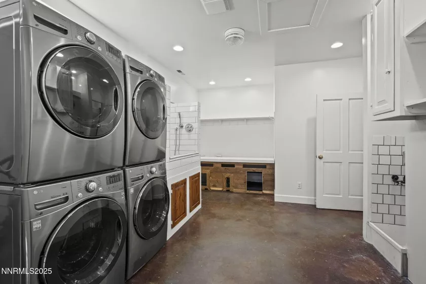 5 Connie, Reno, Nevada 89521, 5 Bedrooms Bedrooms, ,5 BathroomsBathrooms,Residential,Residential,Connie,250052277