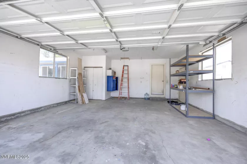 1021 Whitaker, Fallon, Nevada 89406, 3 Bedrooms Bedrooms, ,2 BathroomsBathrooms,Residential,Residential,Whitaker,250052279