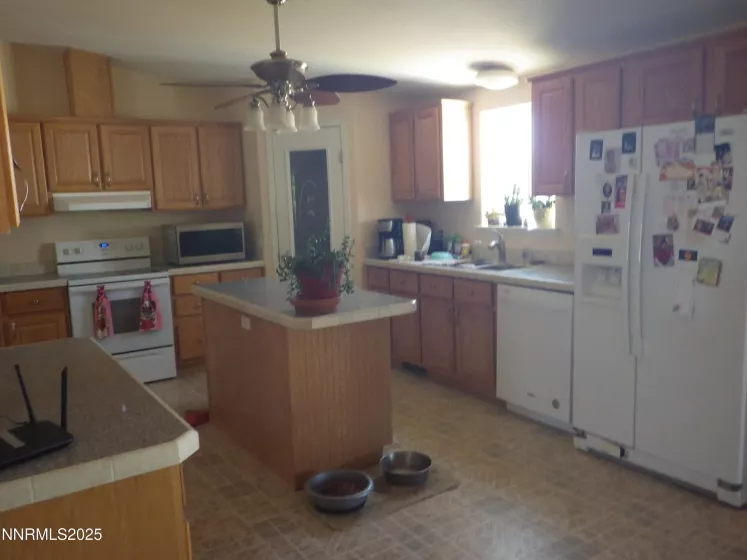 3090 Sweetbriar, Winnemucca, Nevada 89445, 4 Bedrooms Bedrooms, ,2 BathroomsBathrooms,Residential,Residential,Sweetbriar,250052280