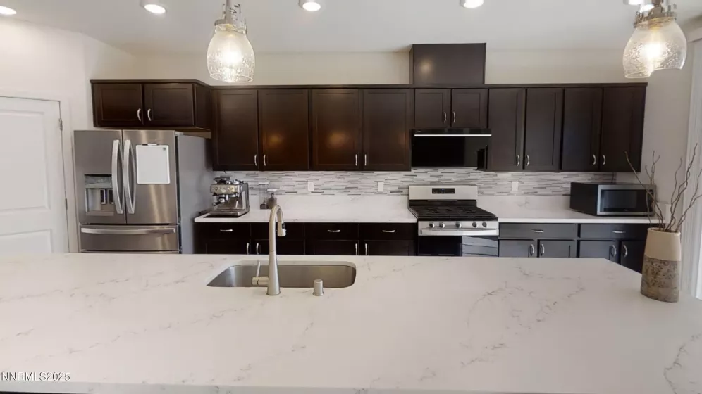 2251 Slater Mill, Sparks, Nevada 89441, 3 Bedrooms Bedrooms, ,4 BathroomsBathrooms,Residential,Residential,Slater Mill,250052281