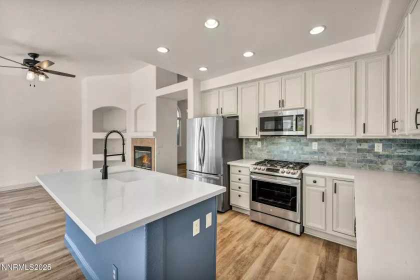 201 Sussex, Carson City, Nevada 89703, 2 Bedrooms Bedrooms, ,2 BathroomsBathrooms,Residential,Residential,Sussex,250052284