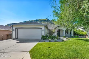 201 Sussex, Carson City, Nevada 89703, 2 Bedrooms Bedrooms, ,2 BathroomsBathrooms,Residential,Residential,Sussex,250052284