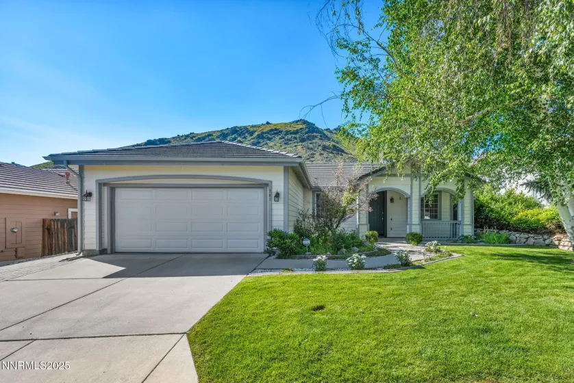 201 Sussex, Carson City, Nevada 89703, 2 Bedrooms Bedrooms, ,2 BathroomsBathrooms,Residential,Residential,Sussex,250052284