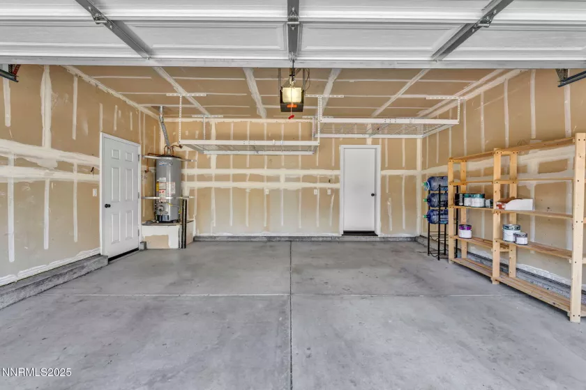 201 Sussex, Carson City, Nevada 89703, 2 Bedrooms Bedrooms, ,2 BathroomsBathrooms,Residential,Residential,Sussex,250052284